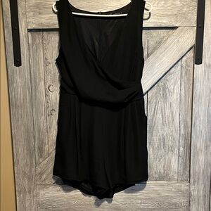Elegant Black Sleeveless Romper